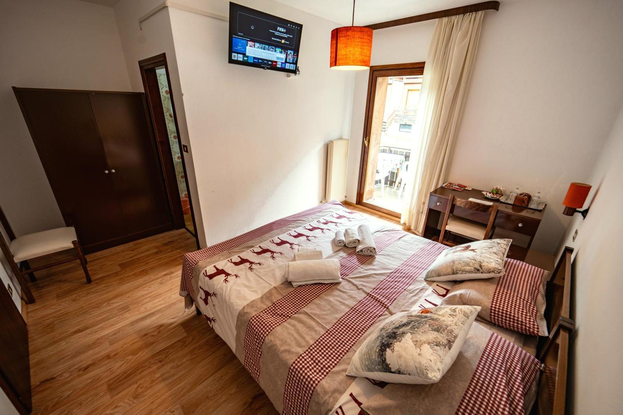 Cesa Cherpei - Dog Friendly Campitello di Fassa Extérieur photo